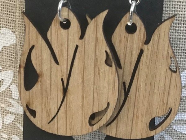 Tulppaani korvakorut 